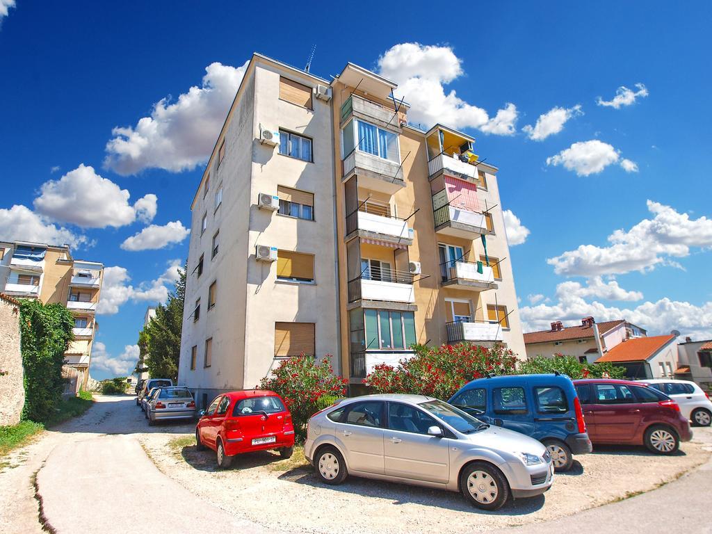 Gordana 1414 Pula